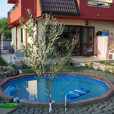 Franco Apartman *